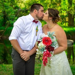 Meet your Posher, Elyssa